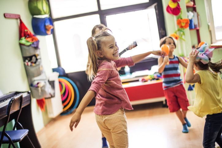 little girl in class dancing